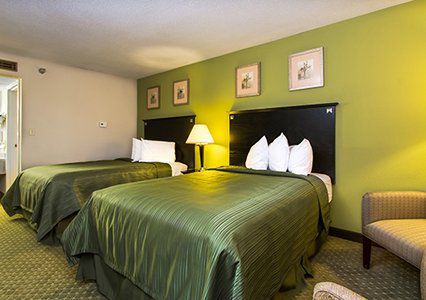 Hotel Quality & - Quad Cities