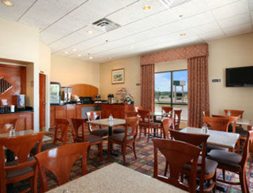 Quality & - Quad Cities Hotel